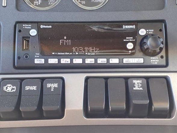 2025 Kenworth T880 image 22