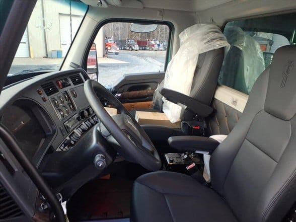 2026 Kenworth W990 image 12