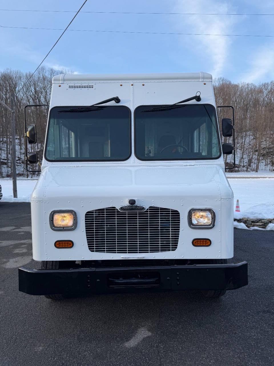 2020 Freightliner MT45 image 3