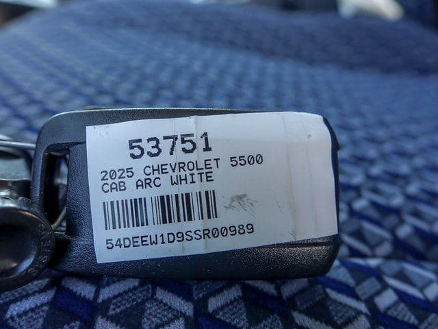 2025 Chevrolet 5500 XG LCF Gas Work Truck 16'x102"x91" Box Truck image 16