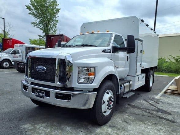 2026 Ford F750 SD image 1