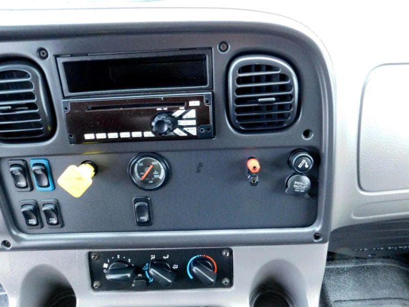 2017 Freightliner Cascadia 125 image 21