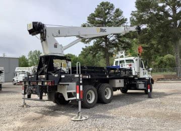 2015 Freightliner 108sd image 3