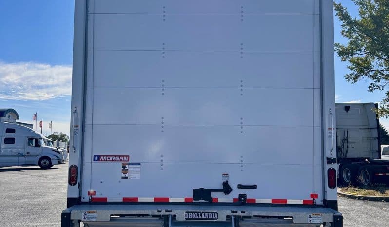 2025 Freightliner M2 image 5
