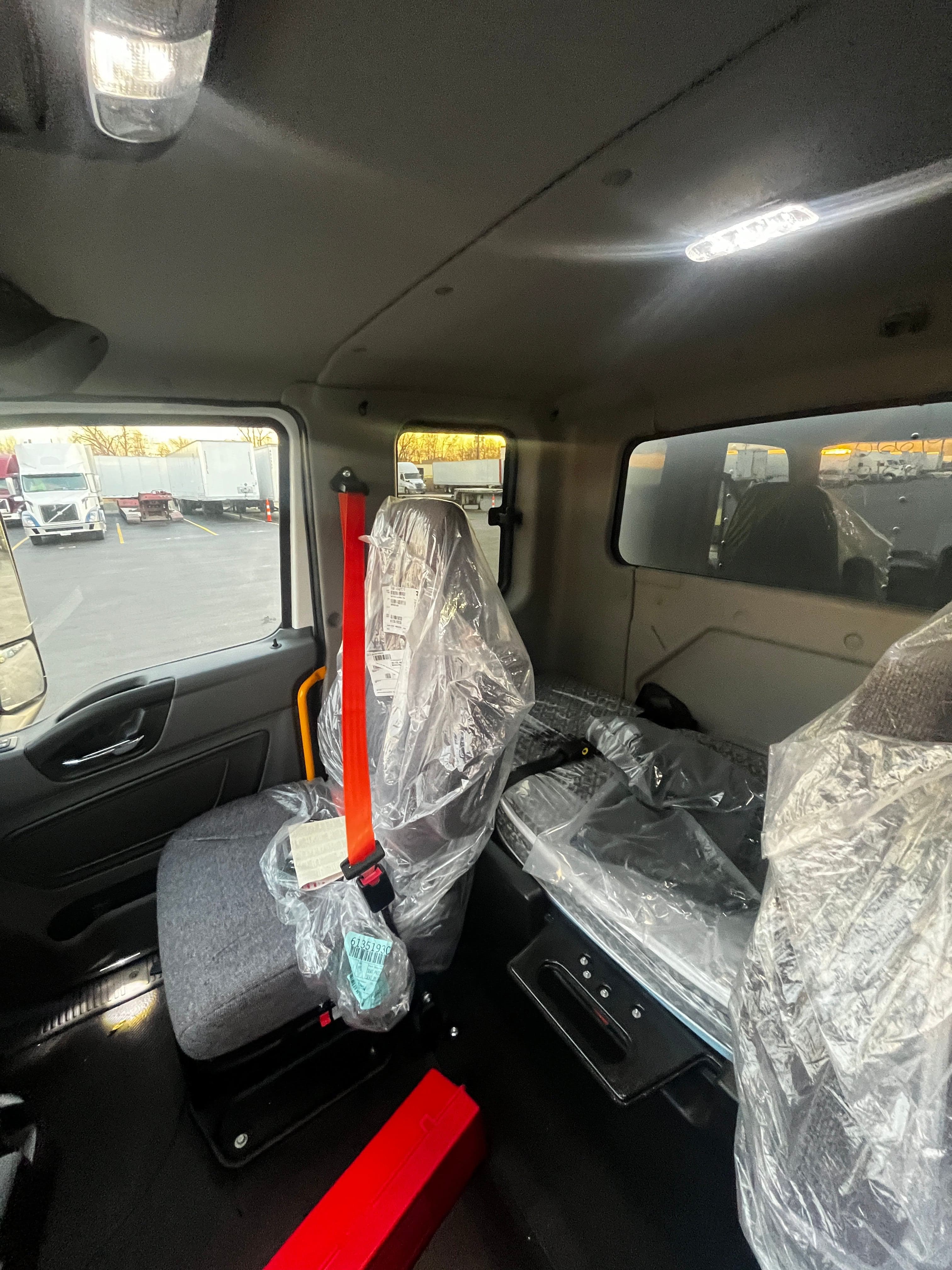 2025 International MV607 image 3