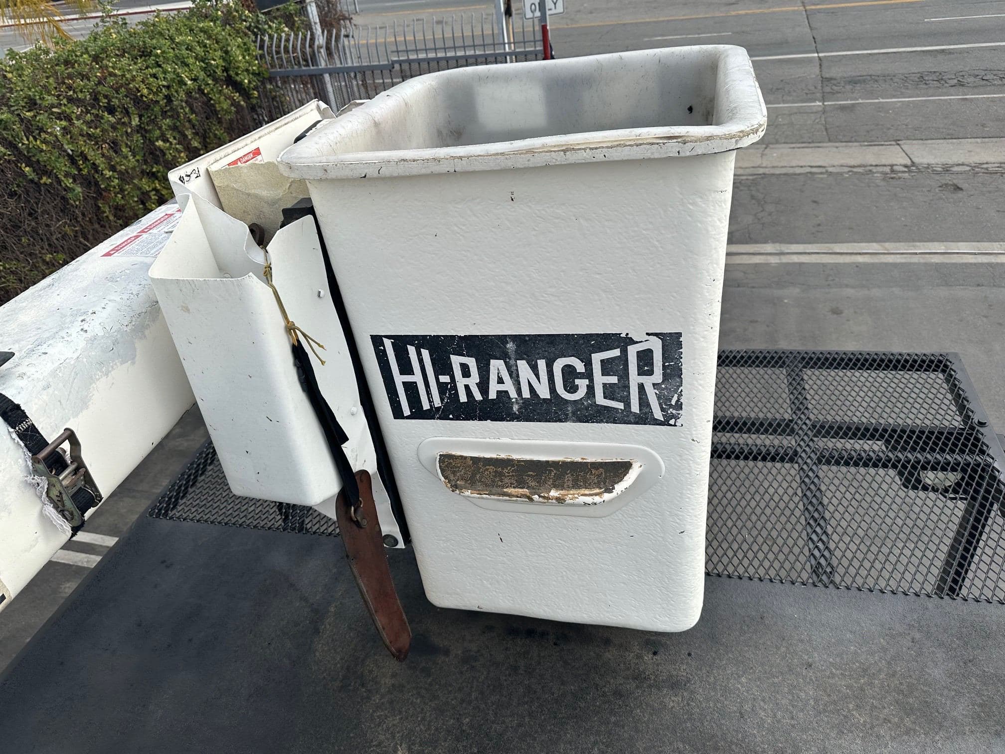 2010 Ford F-750 Forestry Tree Truck image 39