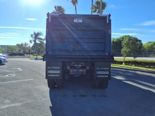 2026 Kenworth T880 image 6