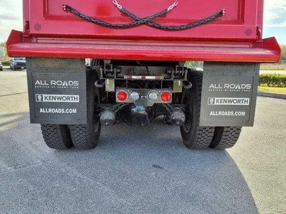 2025 Kenworth T880 image 35