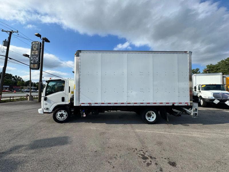 2020 Chevrolet C5500 image 16