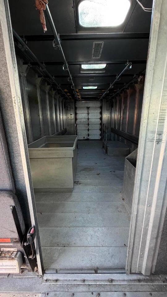 2014 Freightliner MT45 image 6