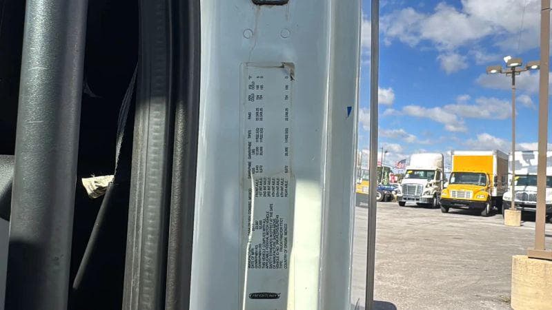 2018 Freightliner Cascadia image 30