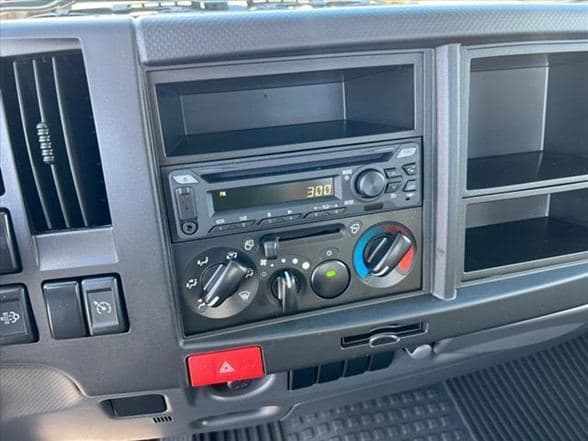 2024 Isuzu 3500 image 15