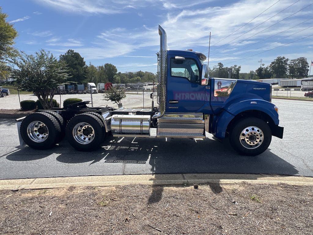New 2026 KENWORTH W990 image 7