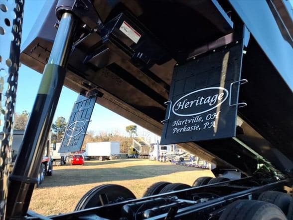 2026 Kenworth T880 image 10