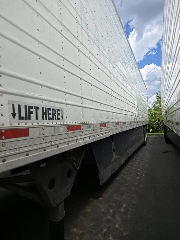 2017 Utility 3000R image 6