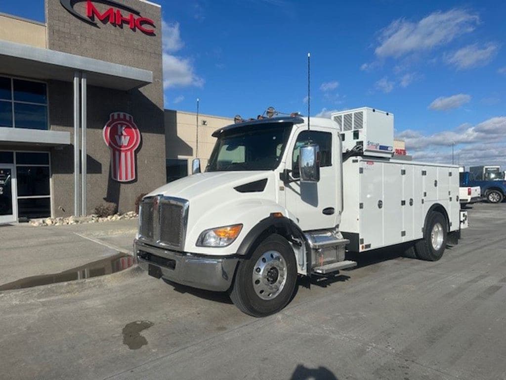New 2026 KENWORTH T380 image 2