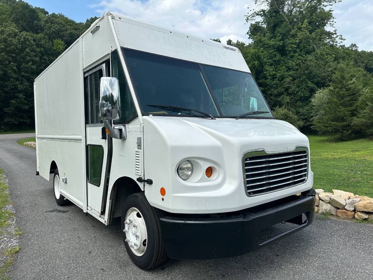 2017 Freightliner MT45 image 30