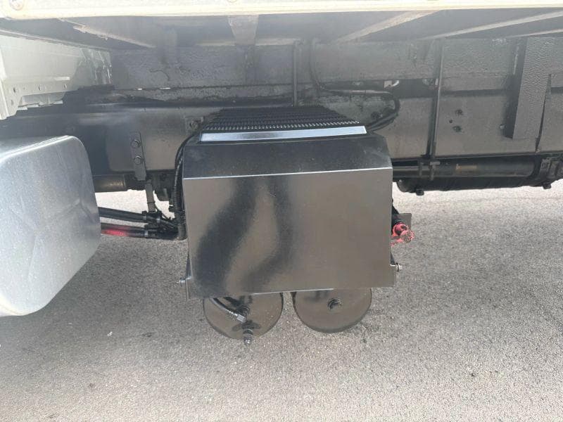 2017 International 4300 image 25