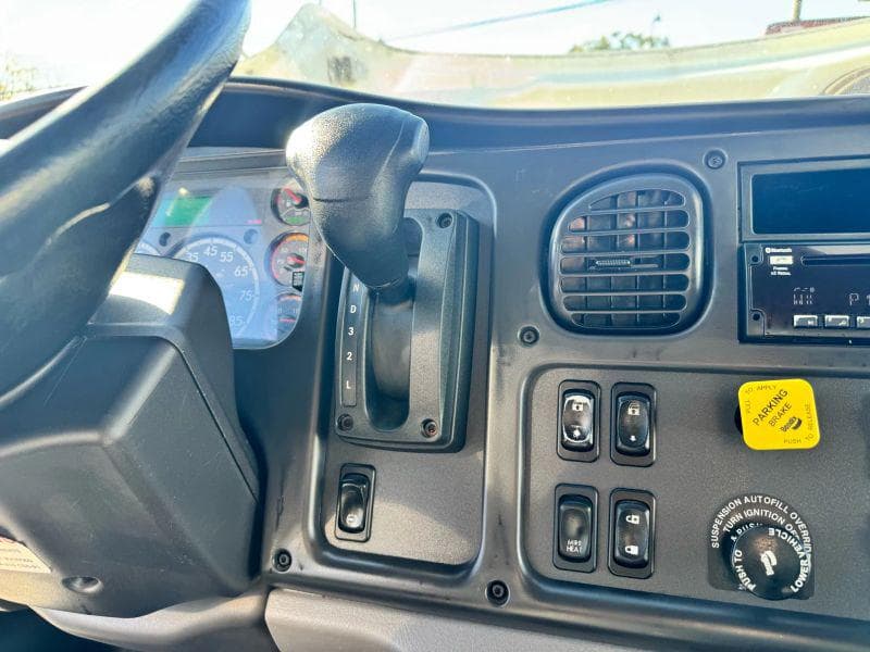 2021 Freightliner Cascadia 125 image 30