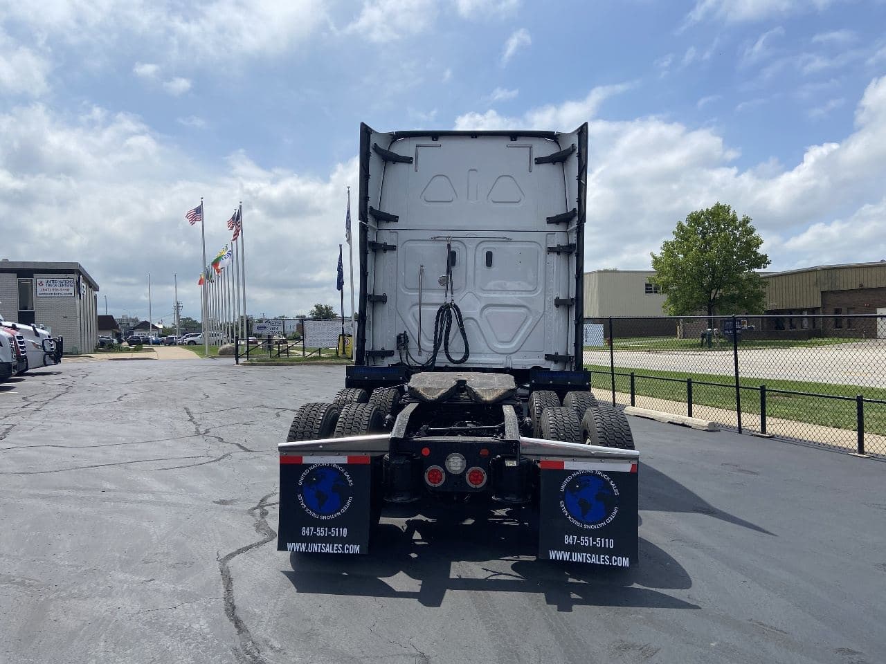 2020 Freightliner Cascadia image 5