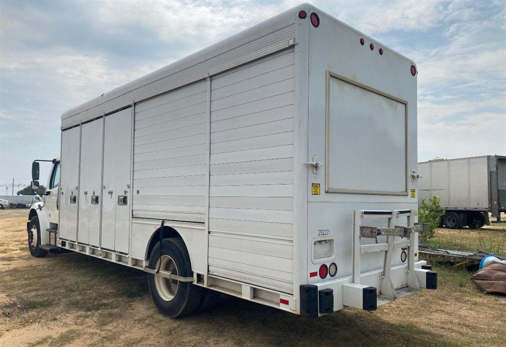 2019 Freightliner M2-106 image 5