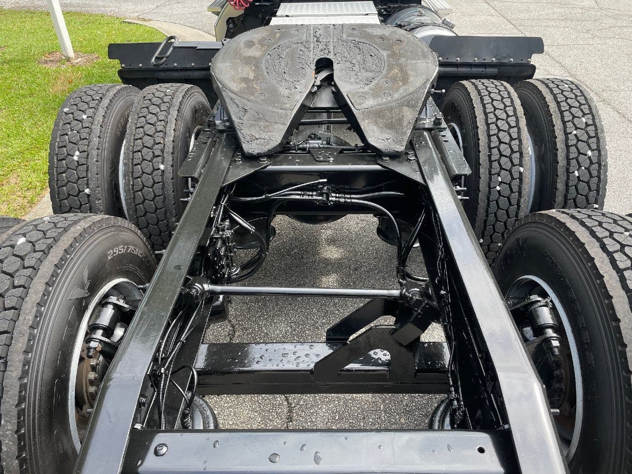 2019 Freightliner Cascadia 125 image 12