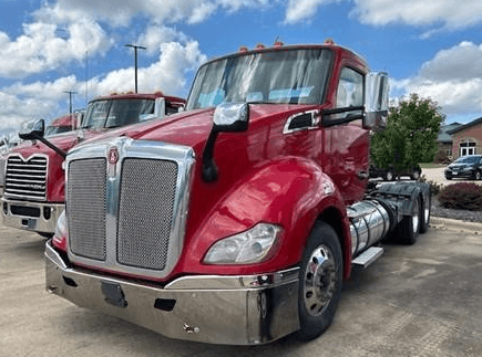 2020 Kenworth T680 image 1