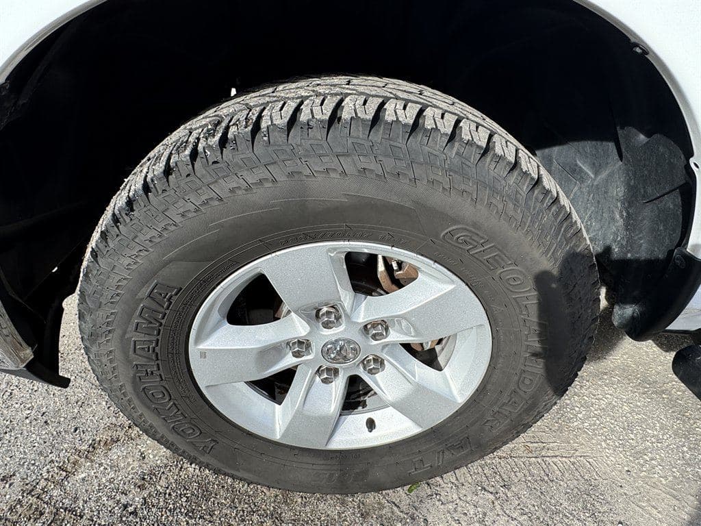 2020 Ram 1500 DS image 19