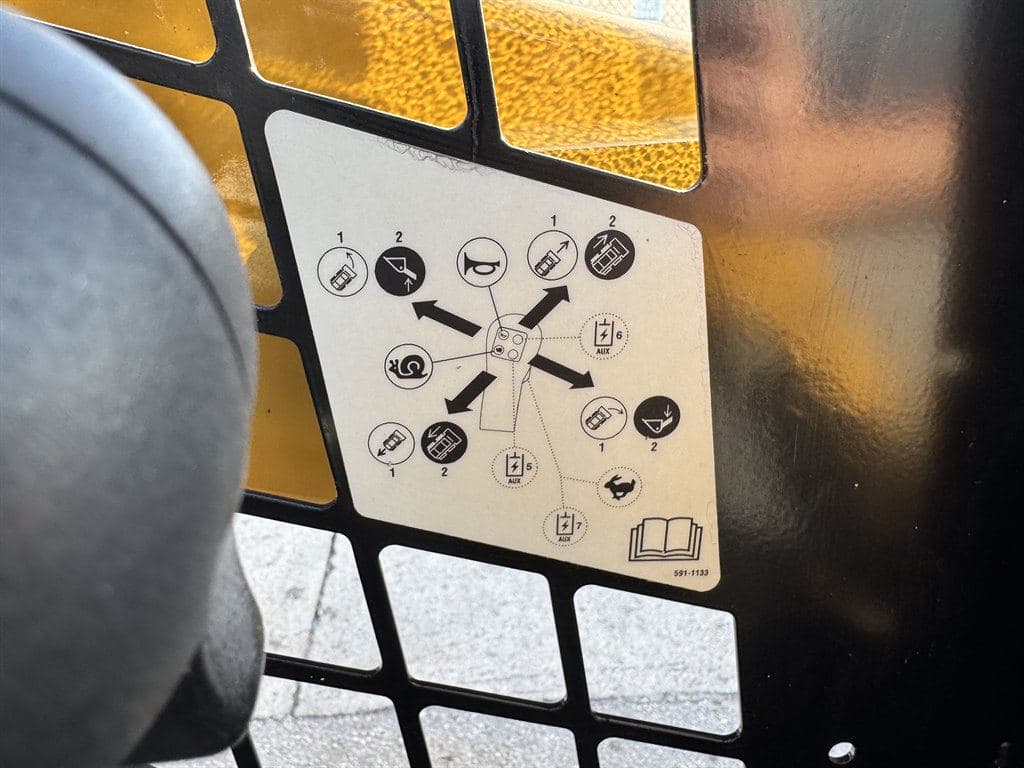 2021 Caterpillar 249d3 image 37