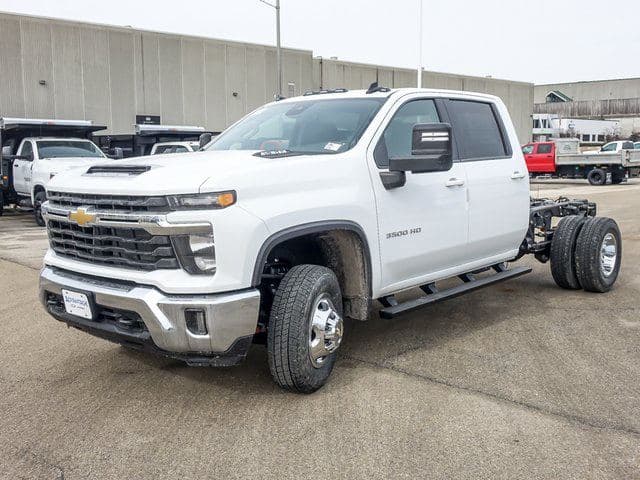 2026 Chevrolet Silverado 3500HD LT image 7