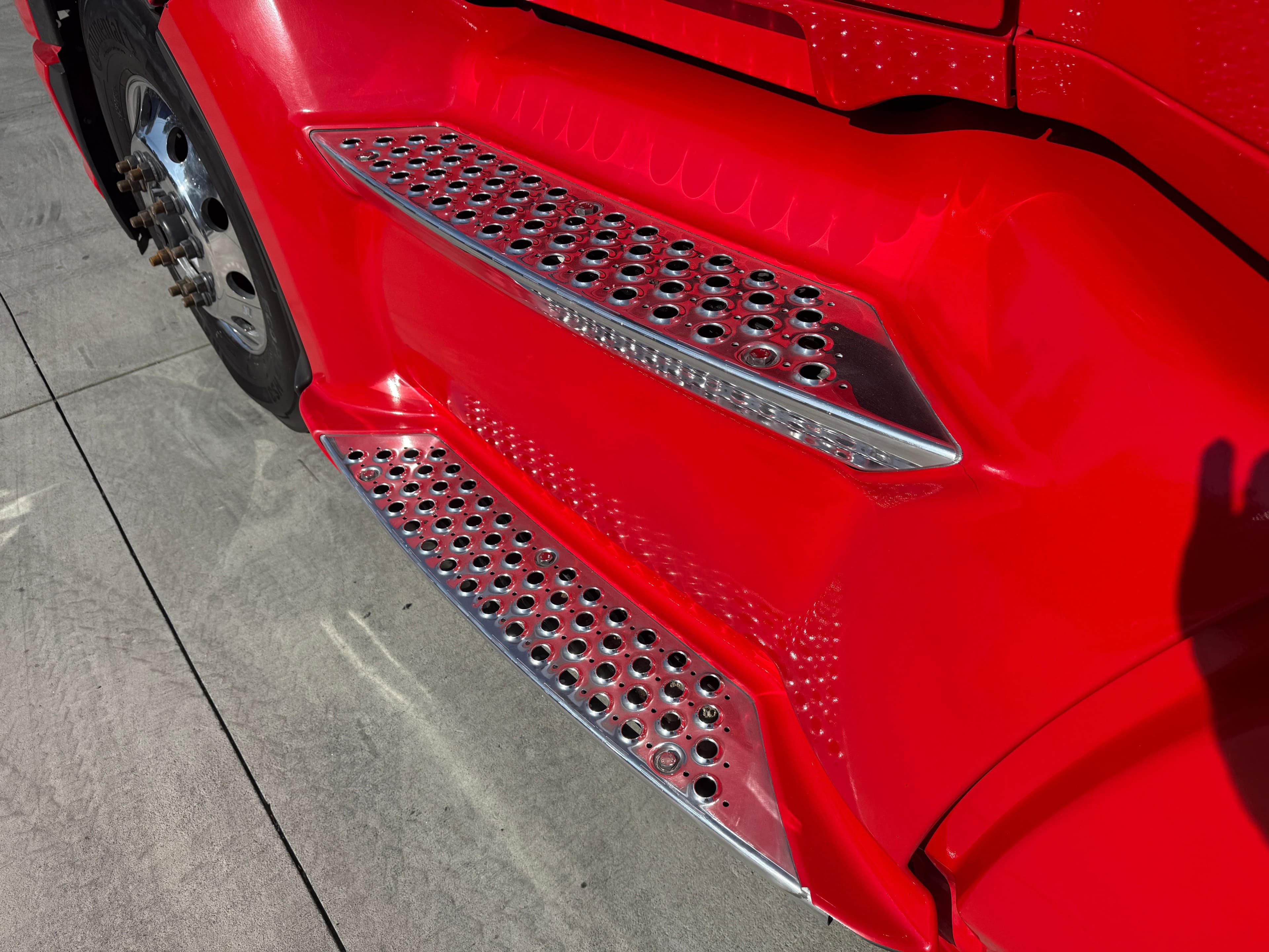 2020 Kenworth T680 image 9