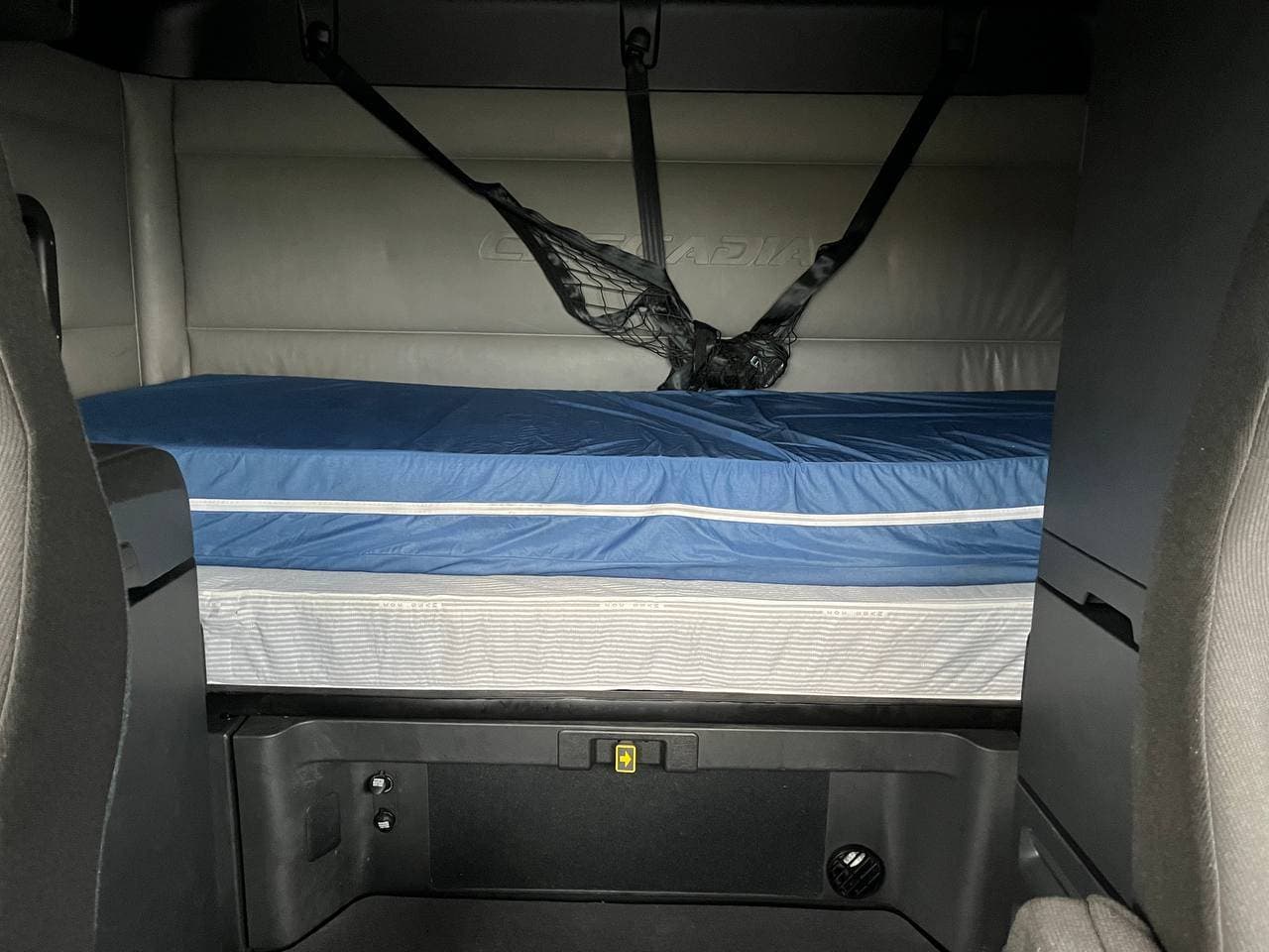 2022 Freightliner Cascadia 126 #1186 image 13