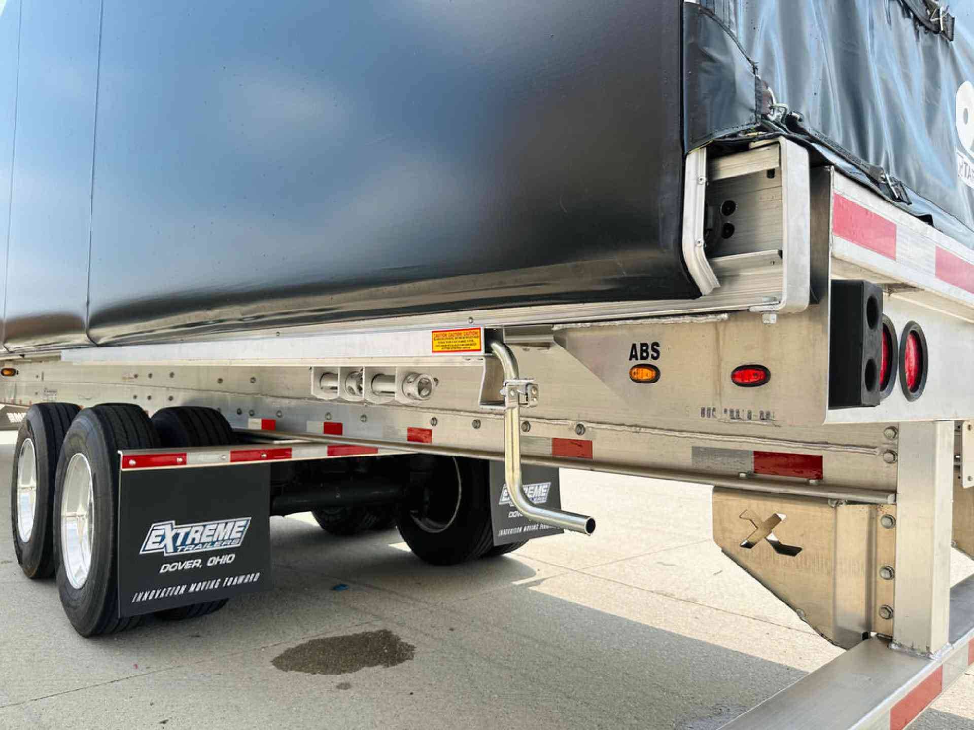 2027 Extreme XP55 Flatbed RAS w/ TarpStop Conestoga image 5