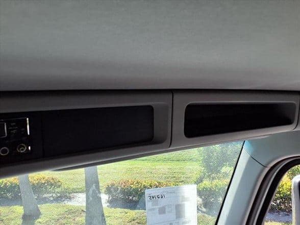 2025 Kenworth T880 image 36