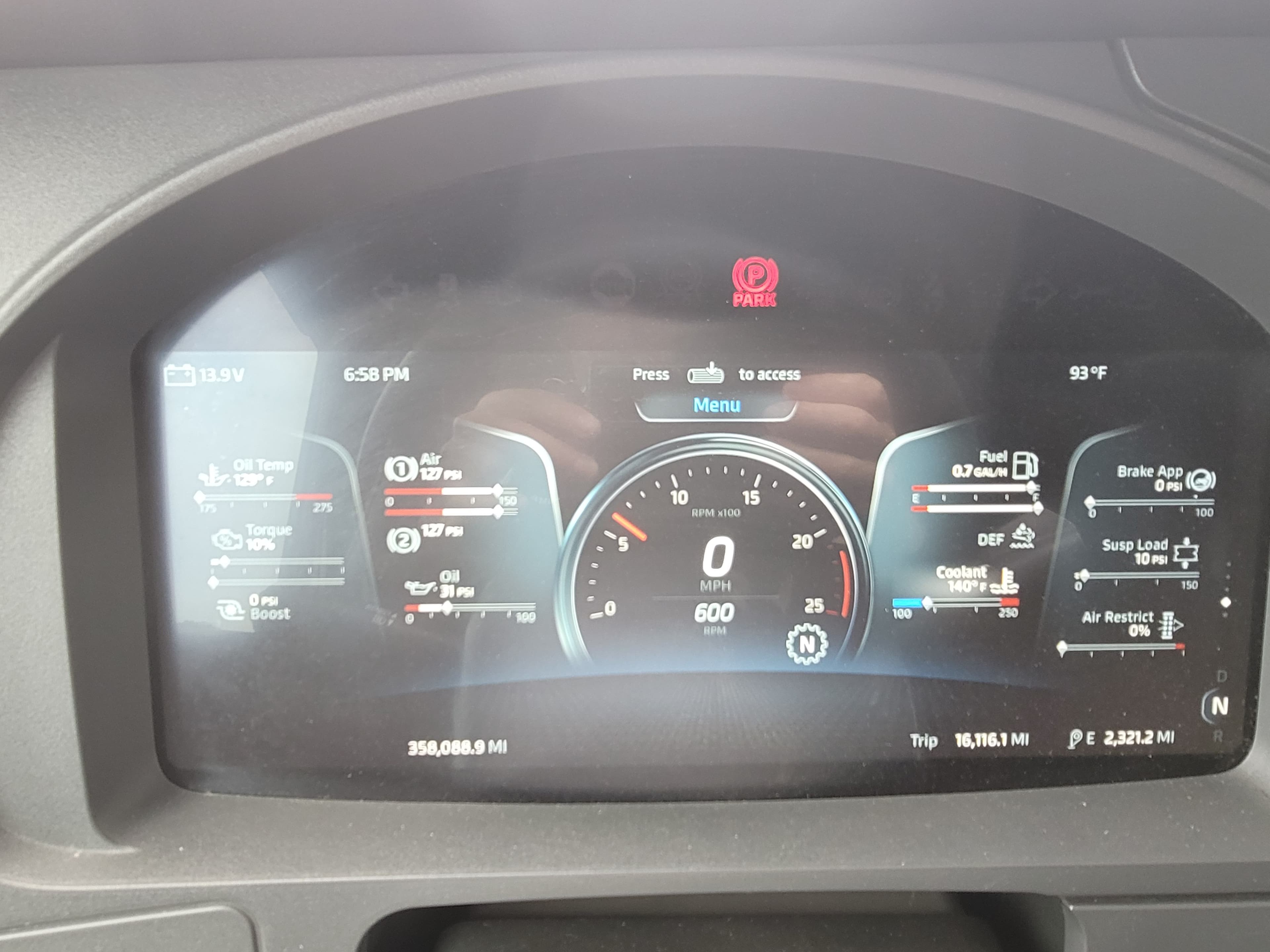 2023 Kenworth T680 image 12