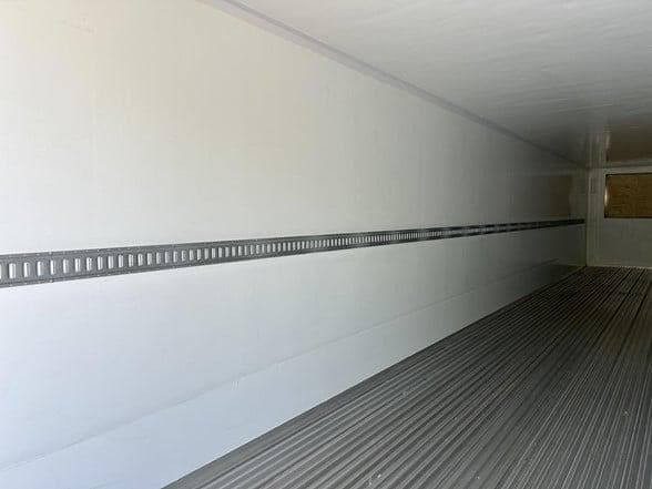 2025 Stoughton 53 ft T/A image 8