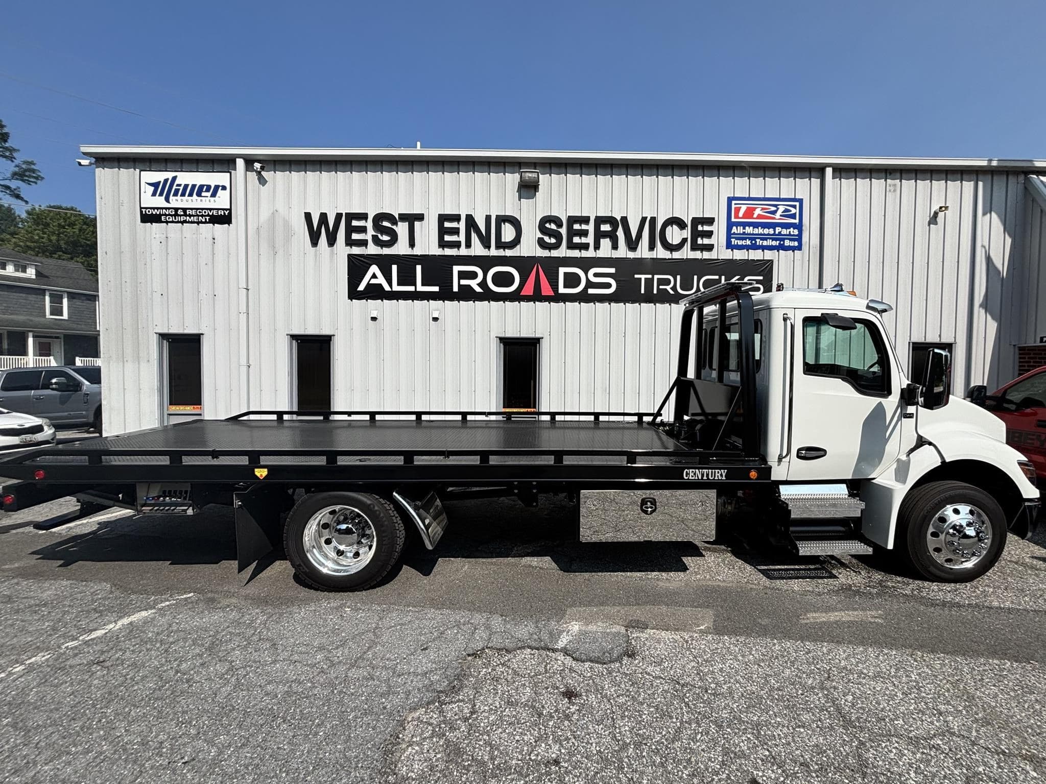 2027 Kenworth T280 image 1