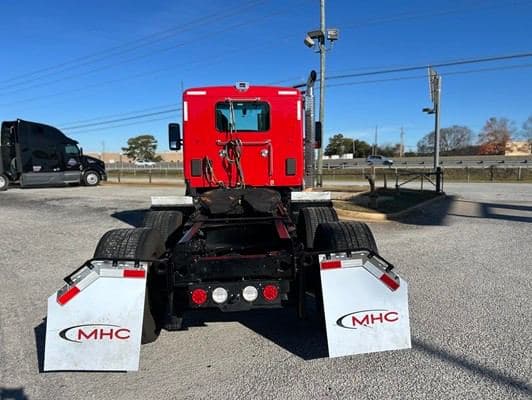 2023 Kenworth T680 image 5