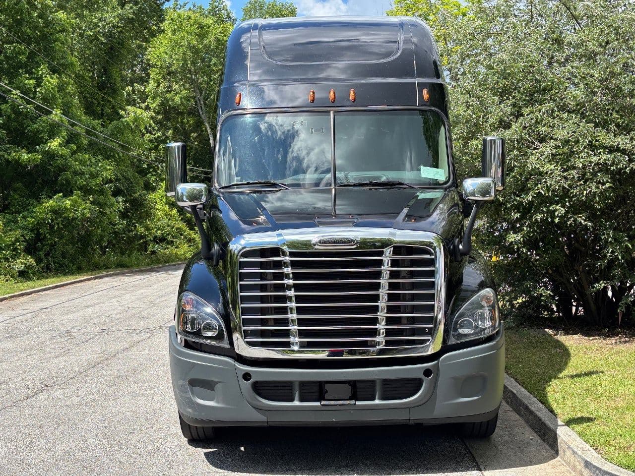 2020 Freightliner Cascadia 125 image 6