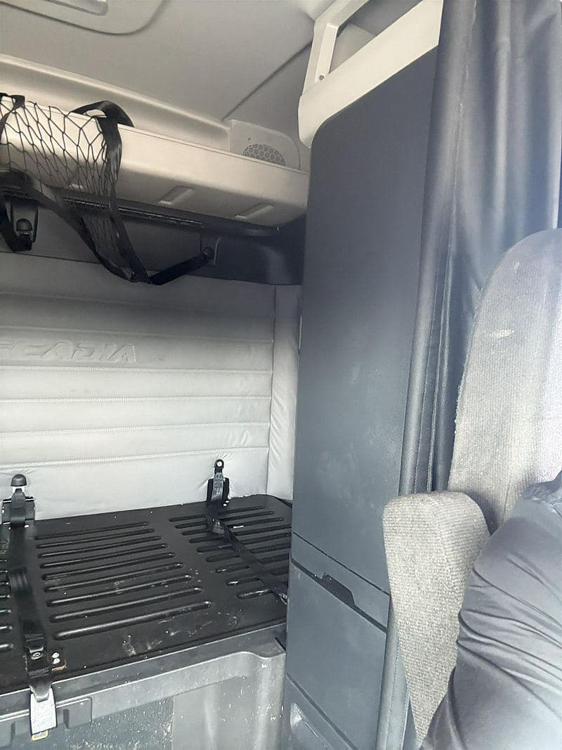 2020 Freightliner Cascadia 126 image 7
