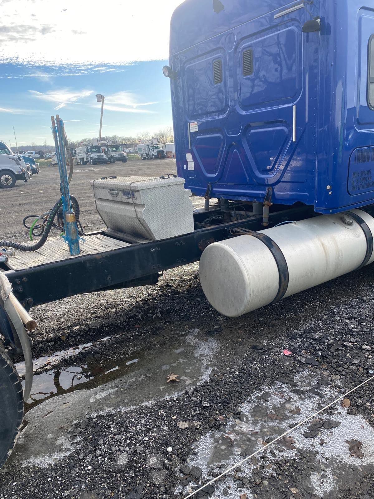 2012 Freightliner Cascadia image 11