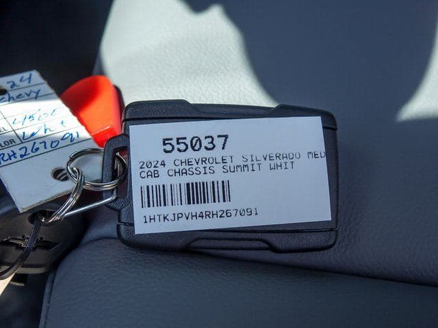2024 Chevrolet Silverado 4500HD Work Truck image 22