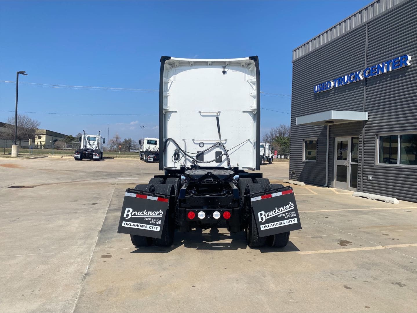 2023 Kenworth T680 image 6