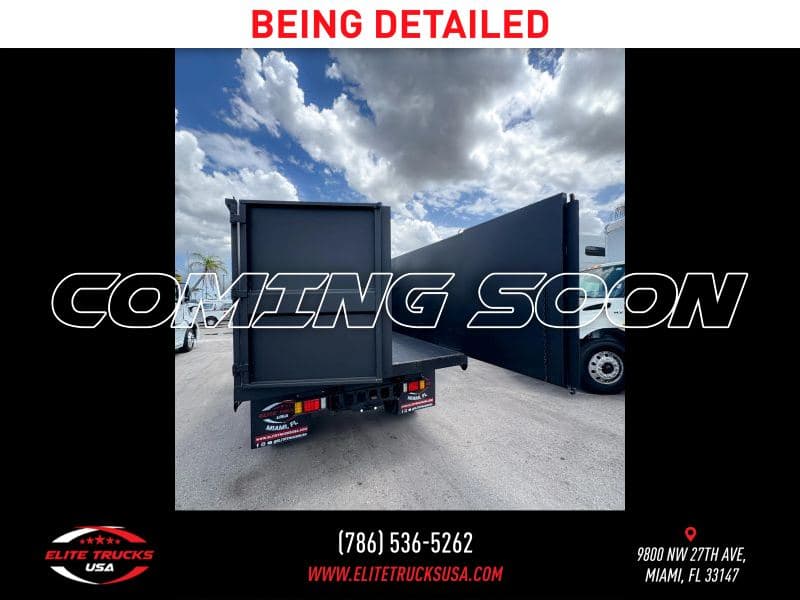 2020 Hino 155 image 13