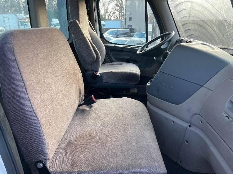 2018 Freightliner Cascadia image 7