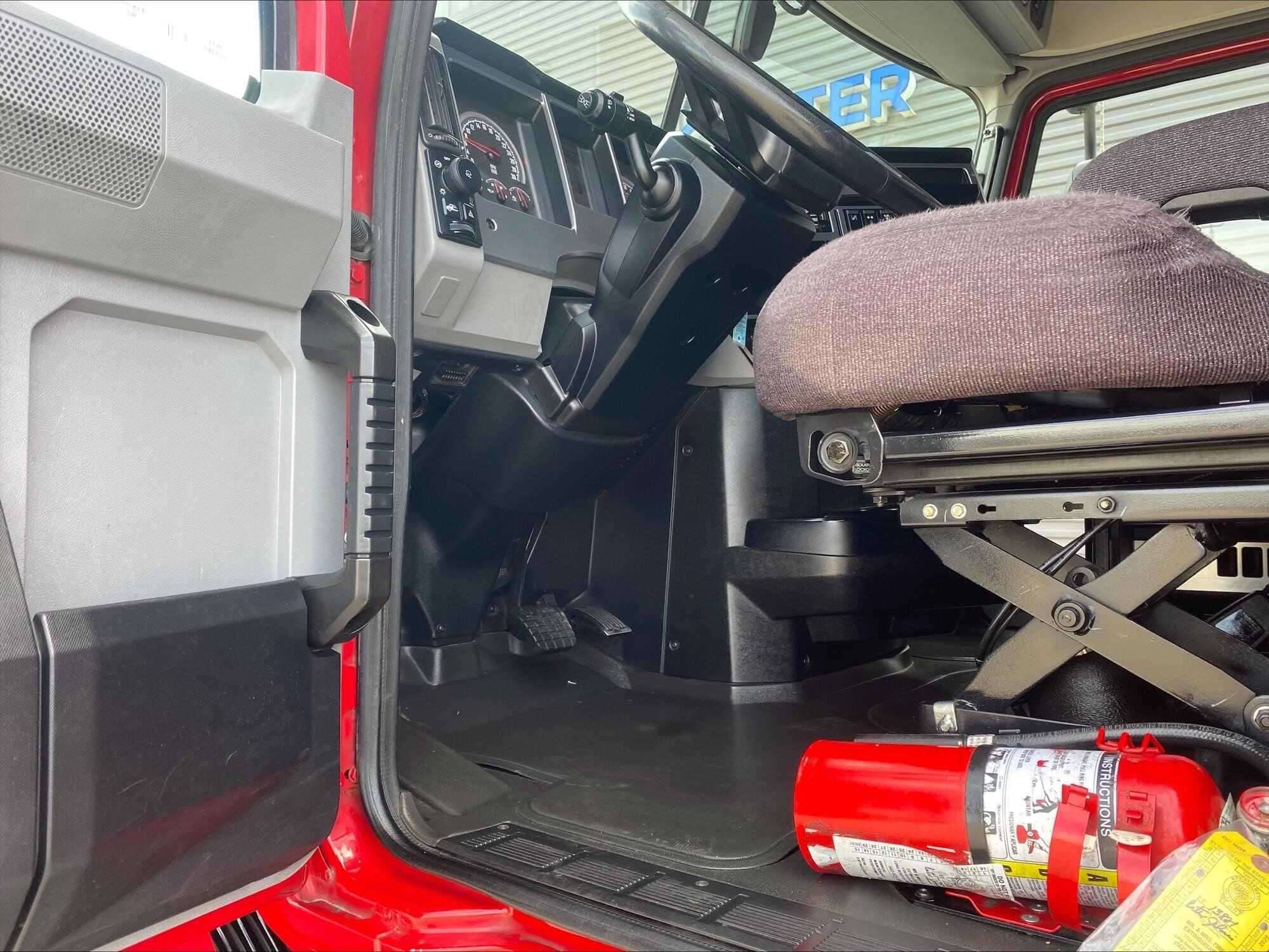 Used 2020 MACK ANTHEM Conventional - Sleeper Truck in Tulsa, OK image 11