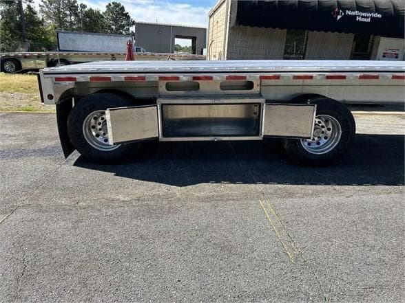 2026 Mac Trailer Mfg 1650 Cft image 4