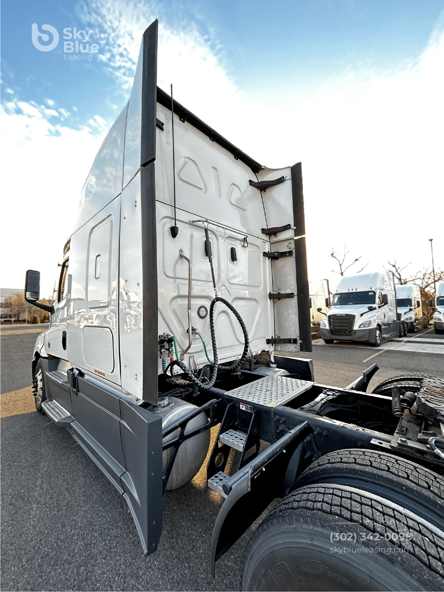 2021 Freightliner Cascadia image 9