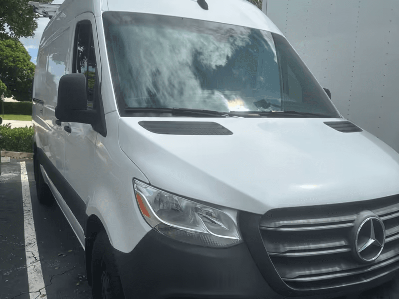 2022 Mercedes-Benz Sprinter 2500 Cargo Van (High Roof, 4WD) image 1