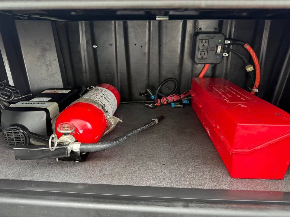 2024 Freightliner Cascadia image 9